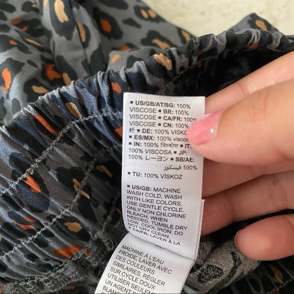 NWT Graceatworth The Drop Women's Gray Animal Print Pull On Pants Size Large - Picture 4 of 9